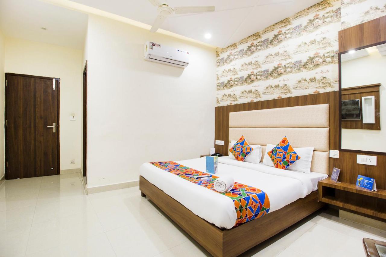 אמריצר Fabhotel Royal Villa Hussainpura Chowk מראה חיצוני תמונה
