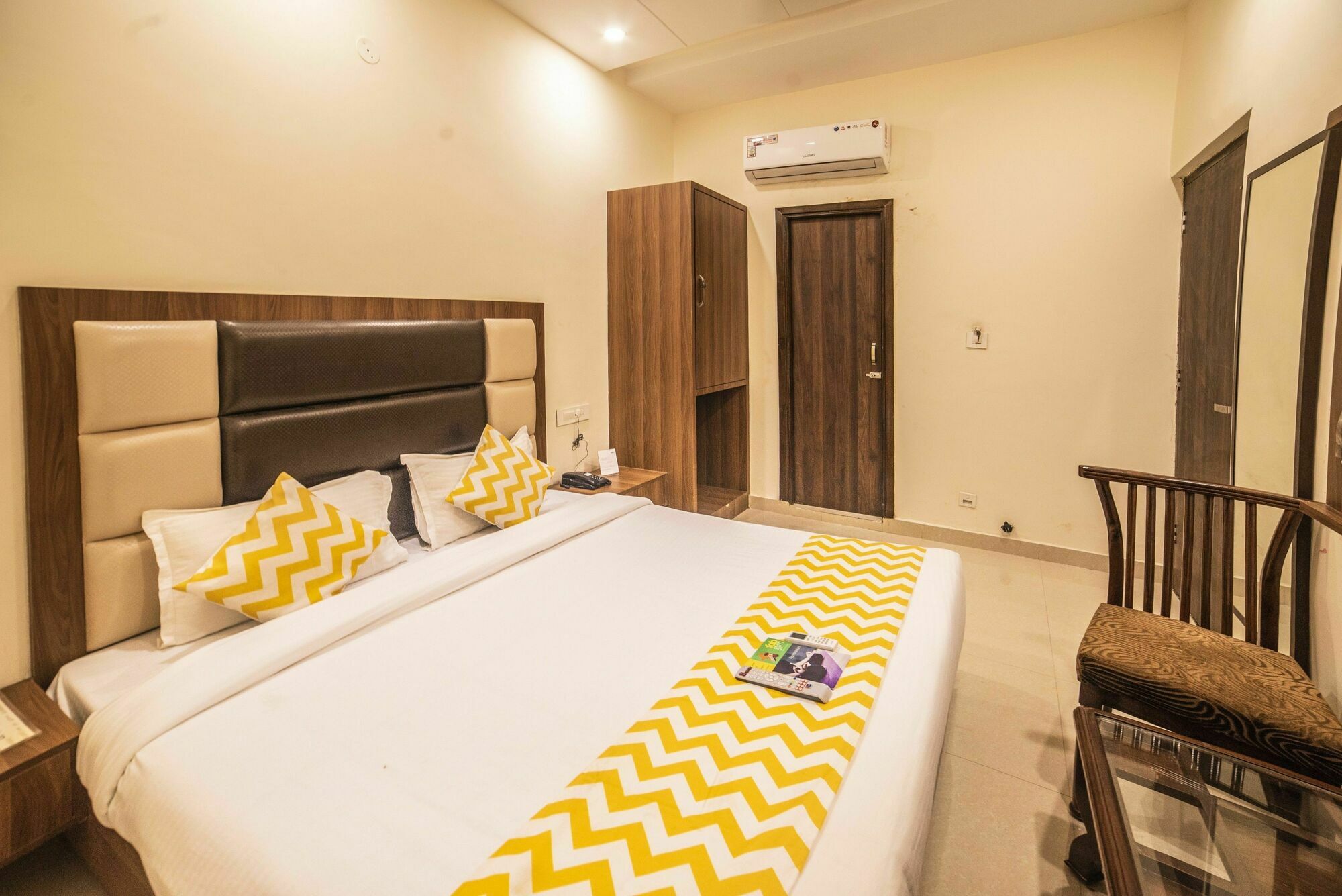 אמריצר Fabhotel Royal Villa Hussainpura Chowk מראה חיצוני תמונה